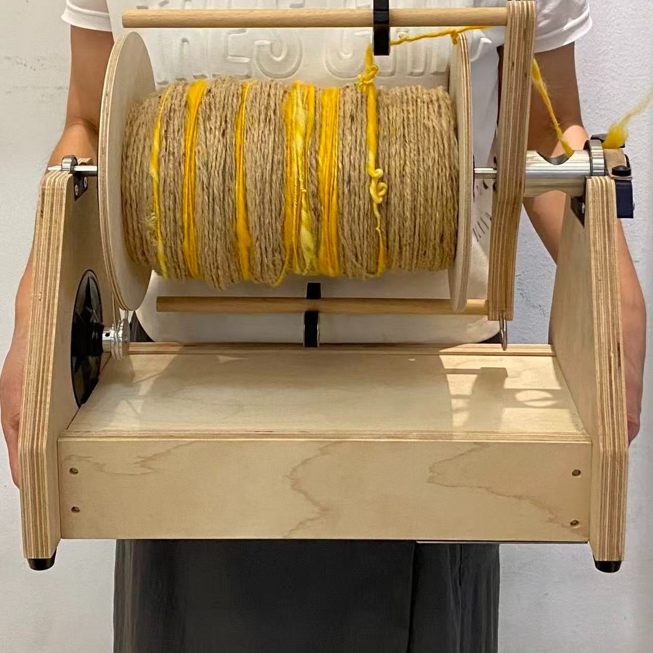 Electric Spinning Wheel Artisa - مراجعة Woodworking Artisans وسعره