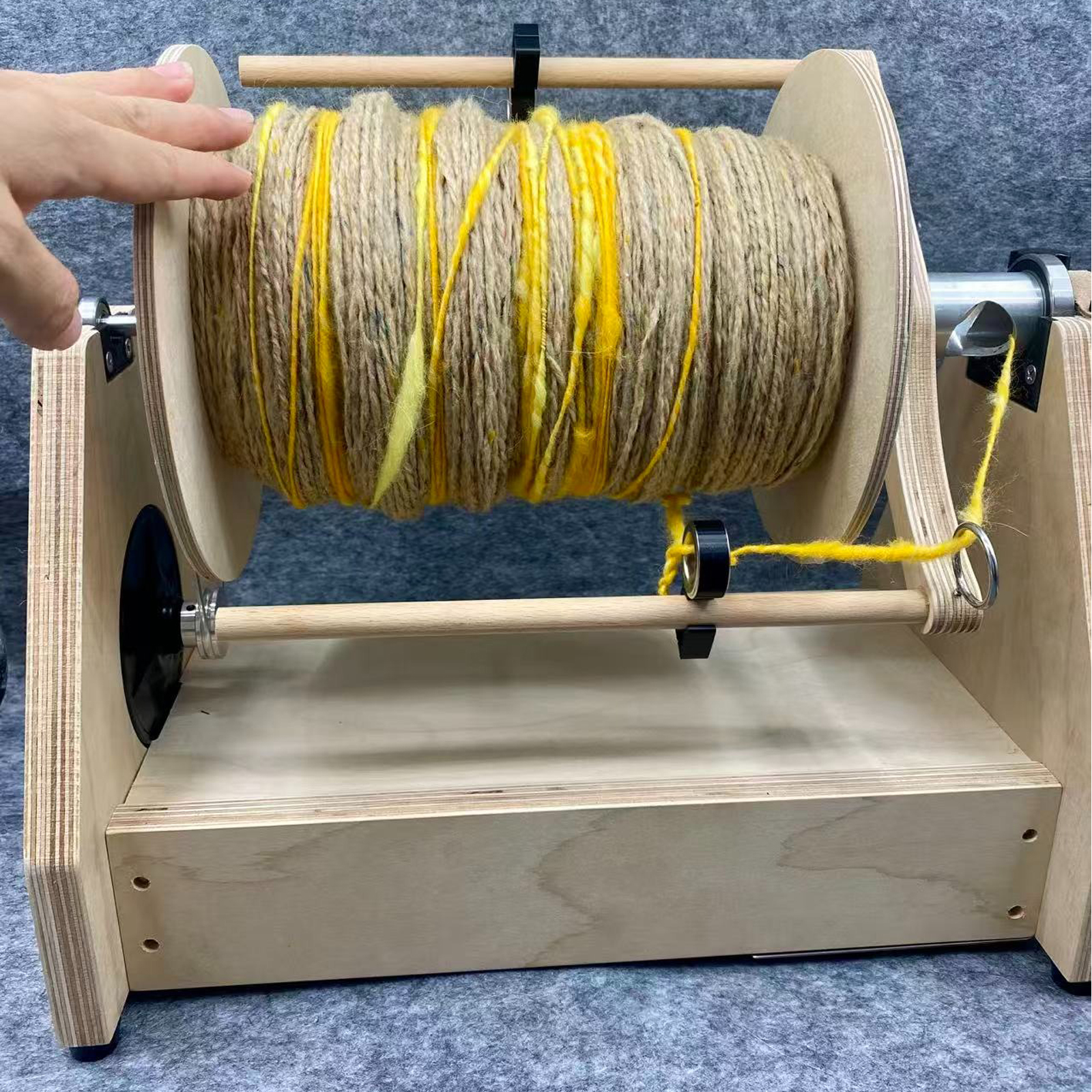 Electric Spinning Wheel Artisa - مراجعة Woodworking Artisans وسعره