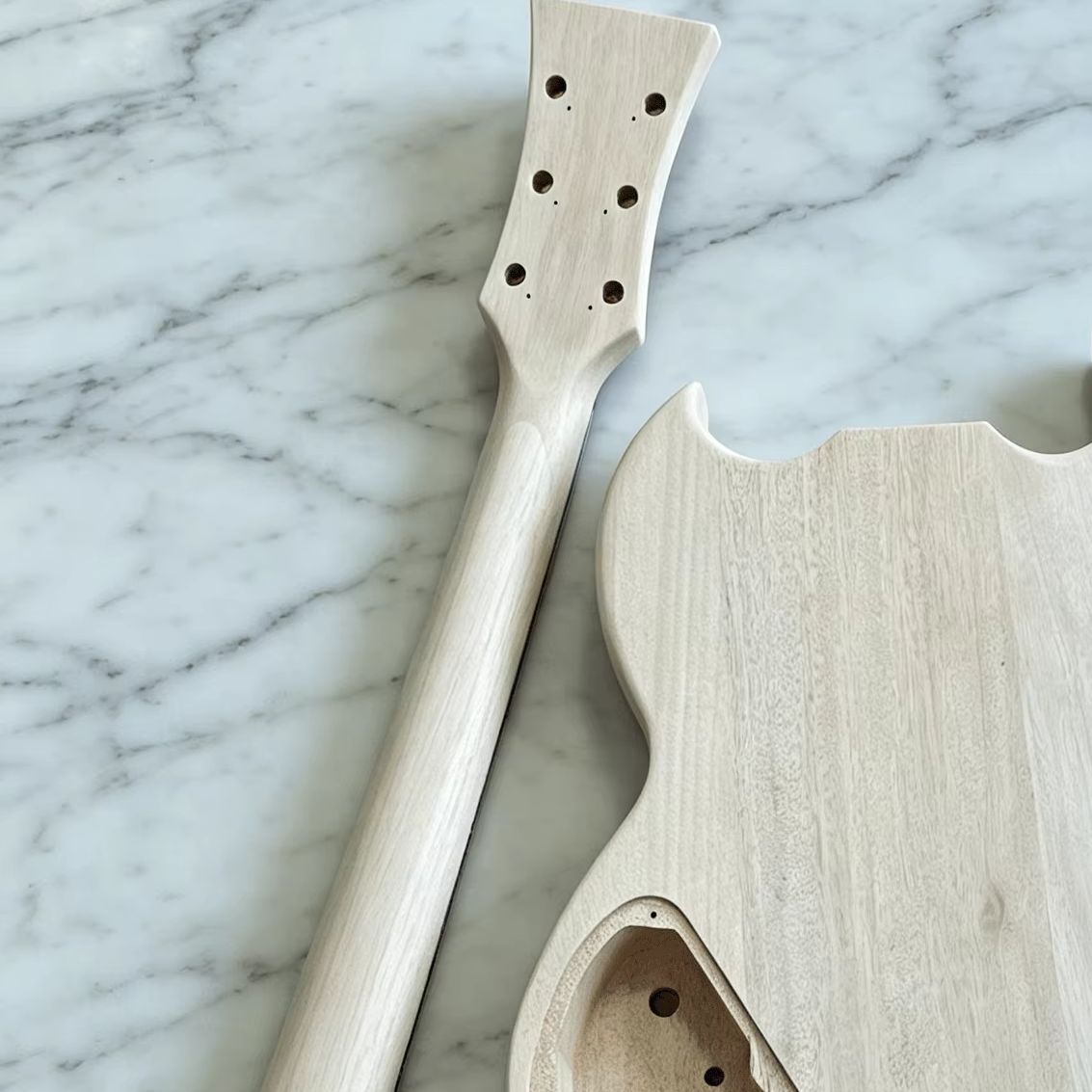 DIY Guitar Kit Unfinished Maho - مراجعة Woodworking Kits For Kids وسعره